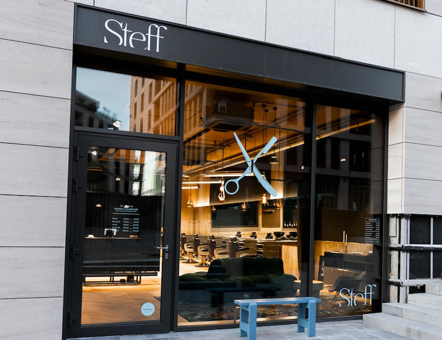 Devanture du salon Steff